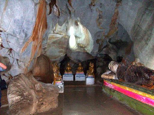 Hoehle 10.jpg - In der Höhle